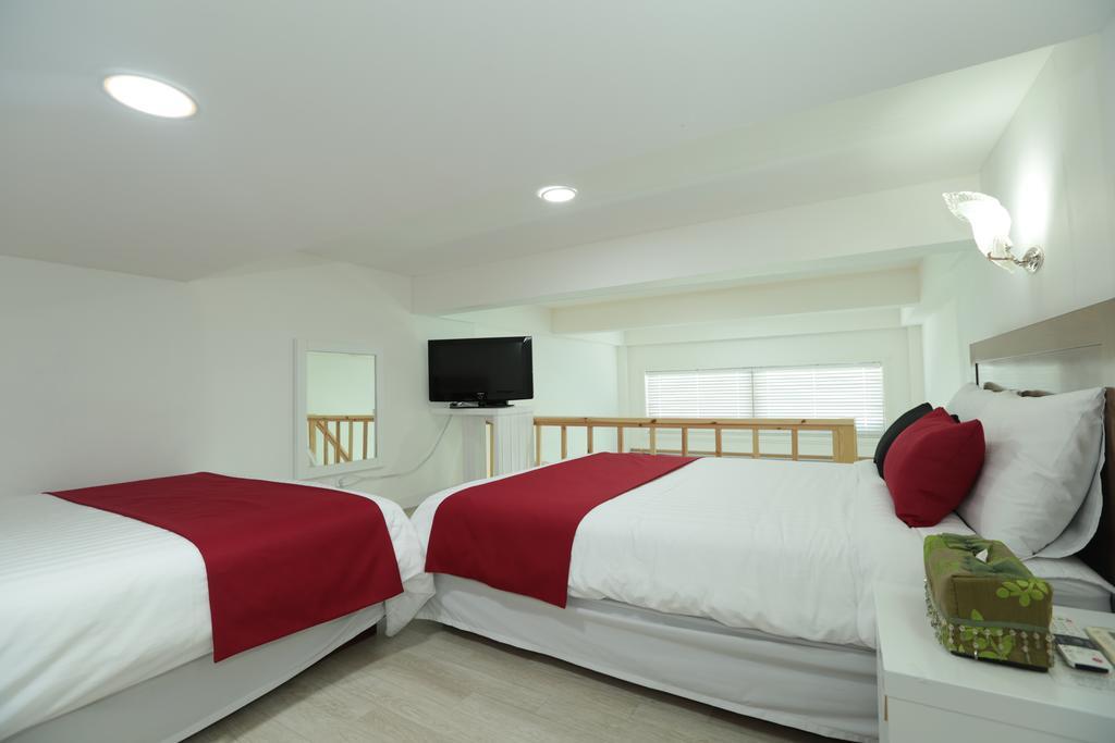 Gangneung Sea View Pension Extérieur photo