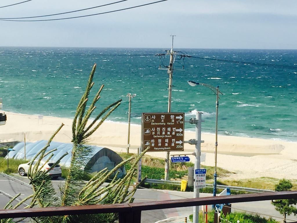 Gangneung Sea View Pension Extérieur photo